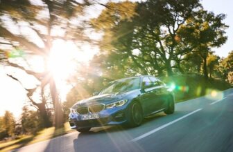 BMW 3 Series 2019 - 330i xDrive Wagon AWD 2.0L