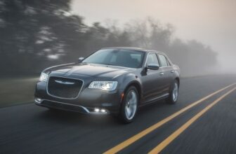 Chrysler 300 2019 - Touring Sedan AWD 3.6L