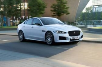 Jaguar XE 2019 - 25t Sedan AWD 2.0L