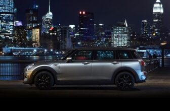 MINI Clubman 2019 - John Cooper Works ALL4 Hatchback AWD 2.0L