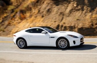 Jaguar F-TYPE 2019 - SVR 2dr Coupe AWD 5.0L
