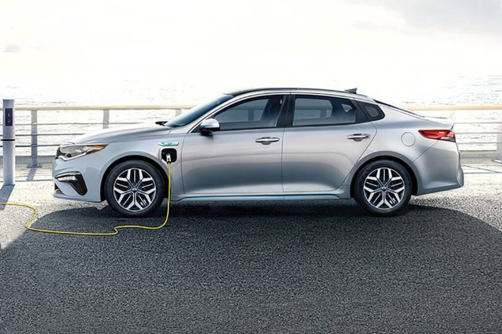 Optima Plug-In Hybrid